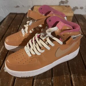 Nike High-Top Sneakers in Tan and Pink